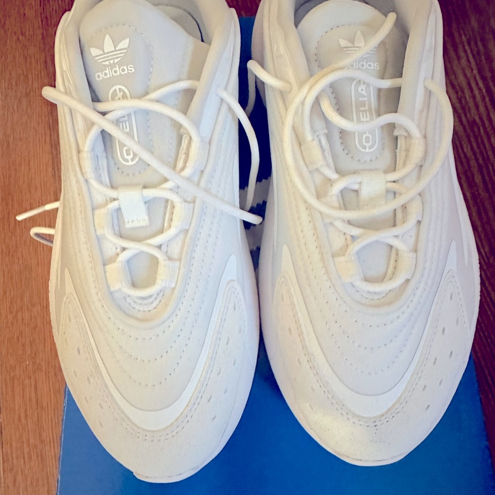 White Adidas Ozelia